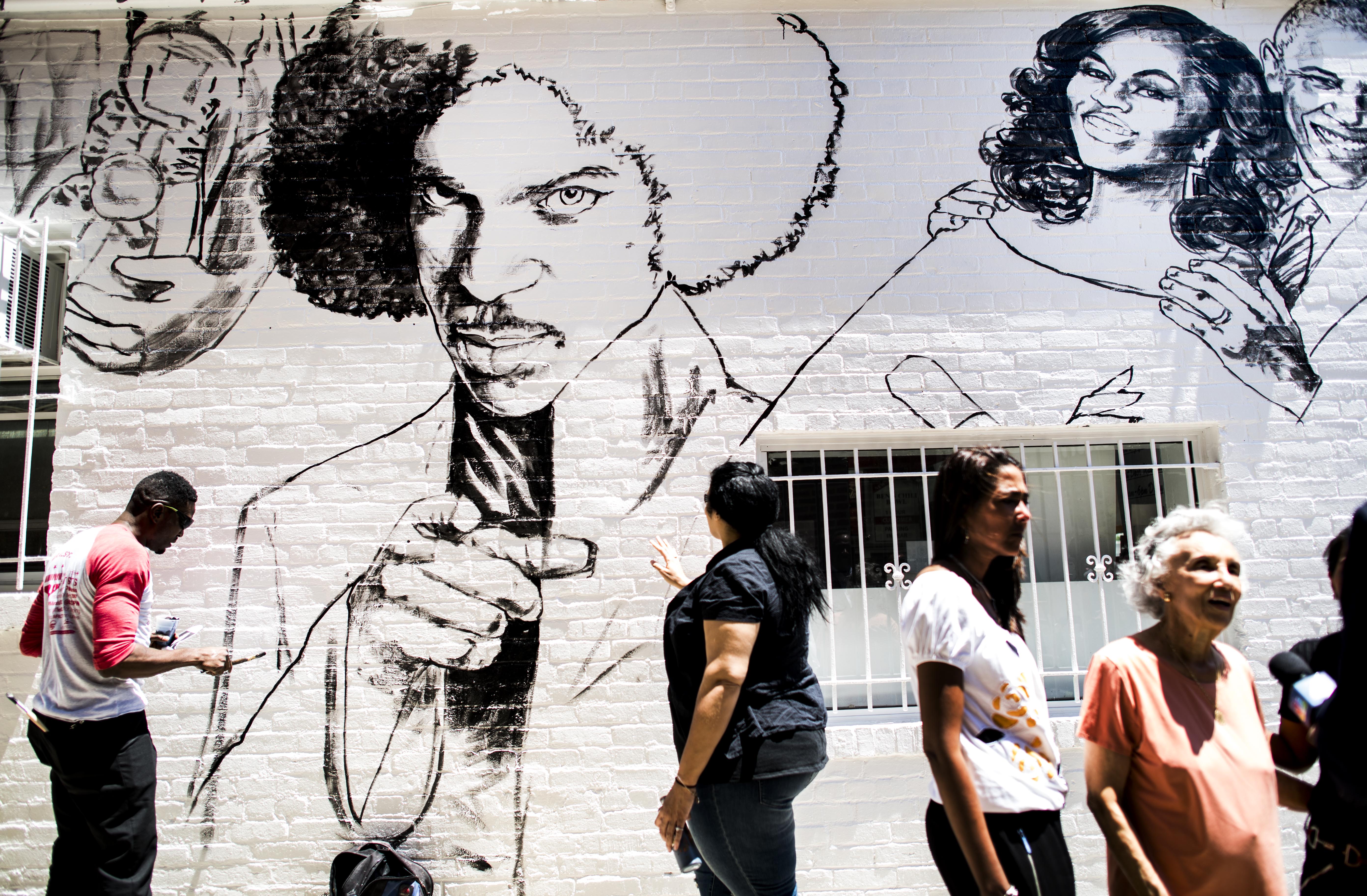 Ben's Chili Bowl mural