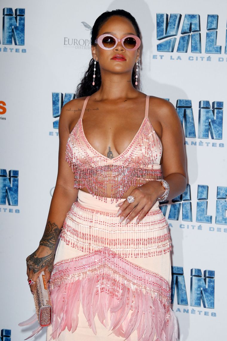 #NationalNoBraDay: Rihanna Shows Us How to Let It All Hang in 25 Photos