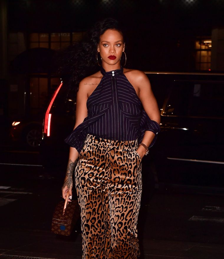 #NationalNoBraDay: Rihanna Shows Us How to Let It All Hang in 25 Photos