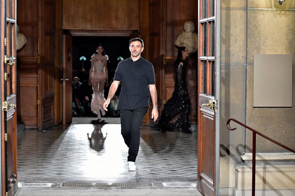 Givenchy : Runway - Paris Fashion Week - Menswear F/W 2017-2018