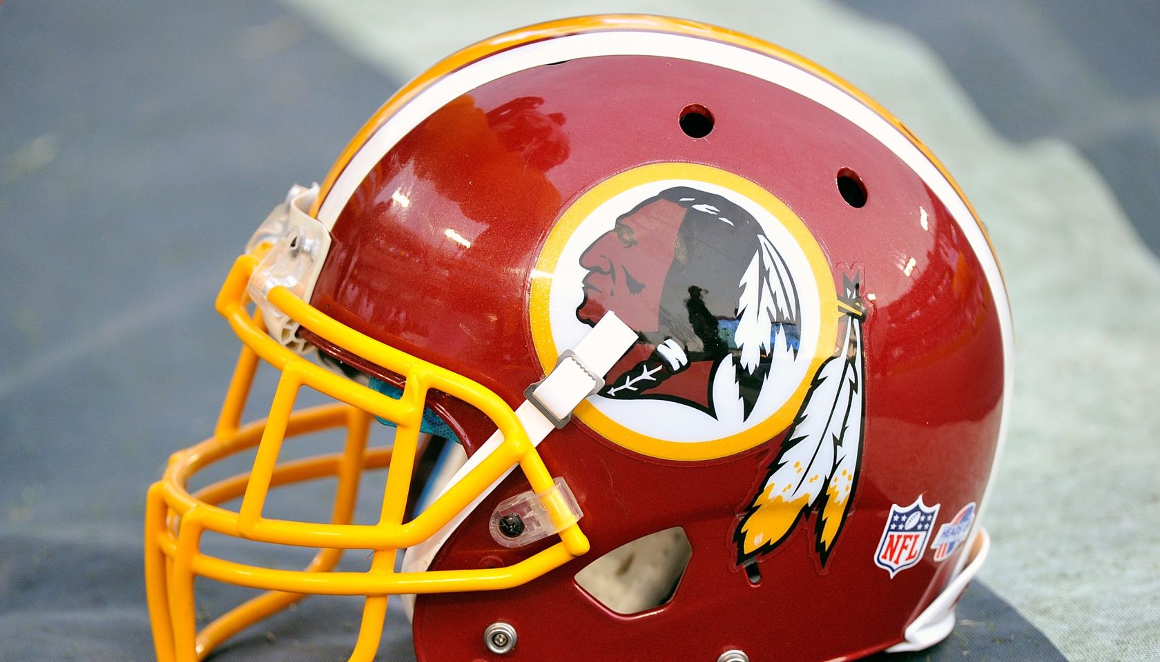 Washington Redskins v Tennessee Titans
