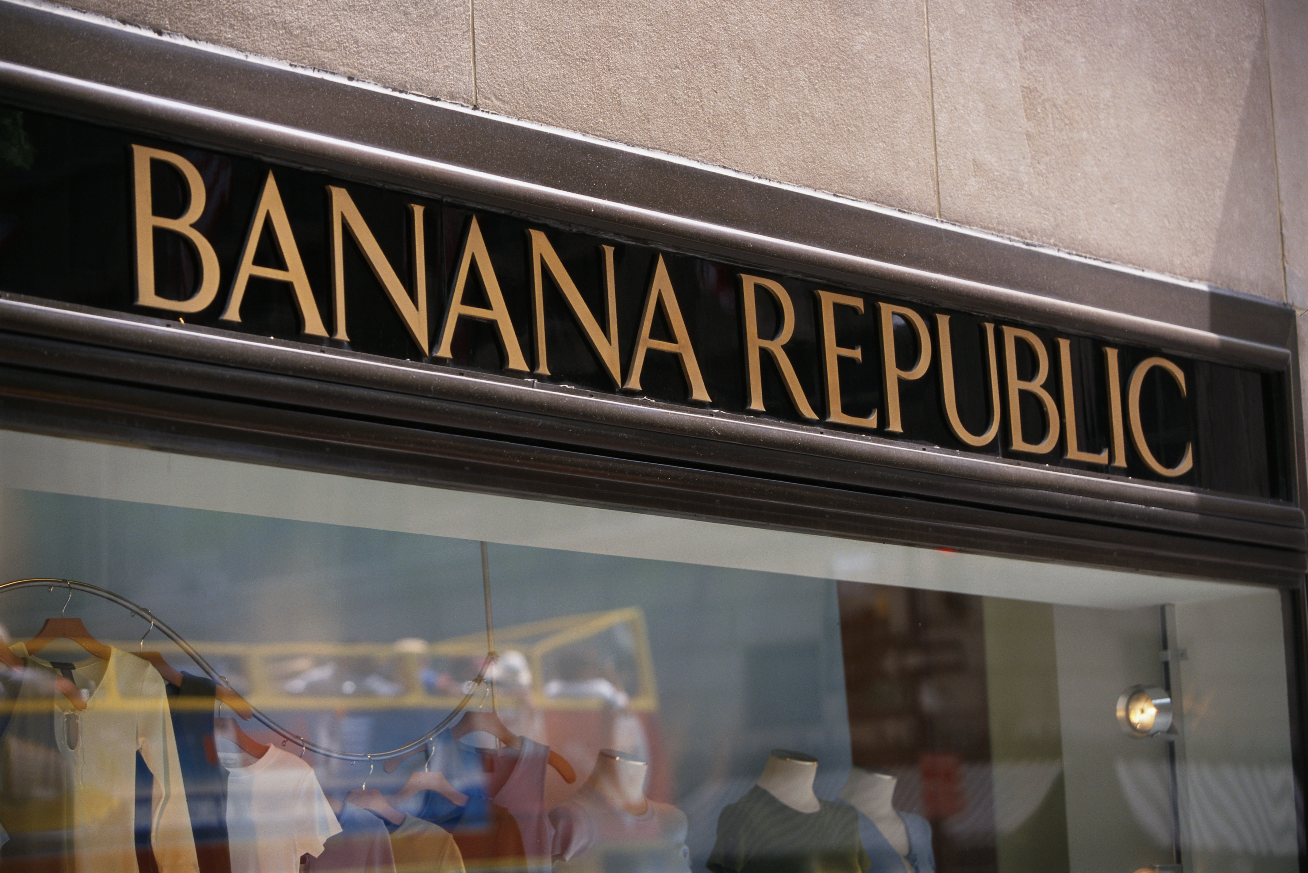 Banana Republic Clothing Store Sign
