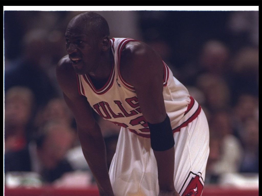 Flashback Friday: Michael Jordan Wears Air Jordan 11 Space Jam In