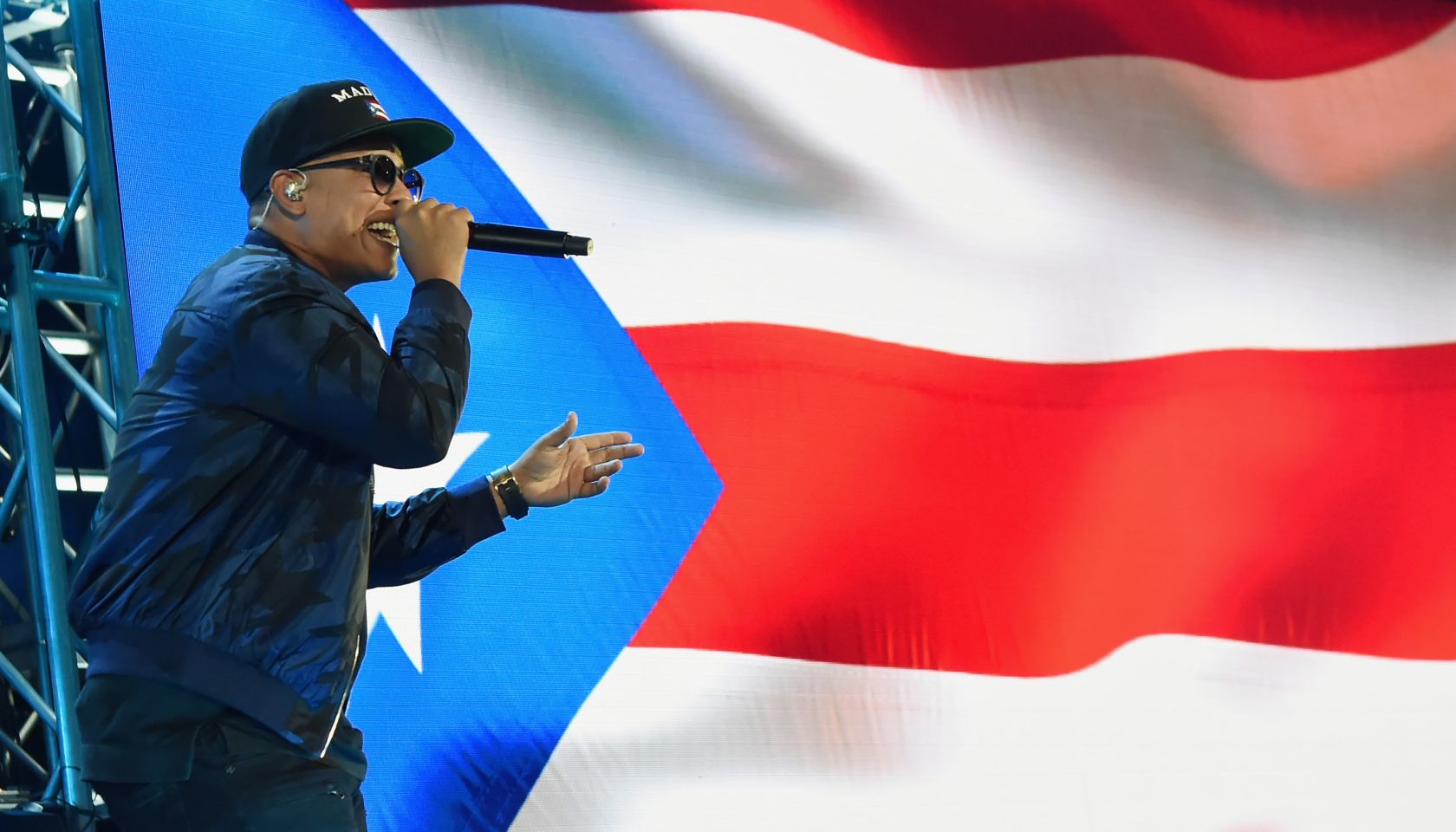 One Voice: Somos Live! A Concert For Disaster Relief - Miami