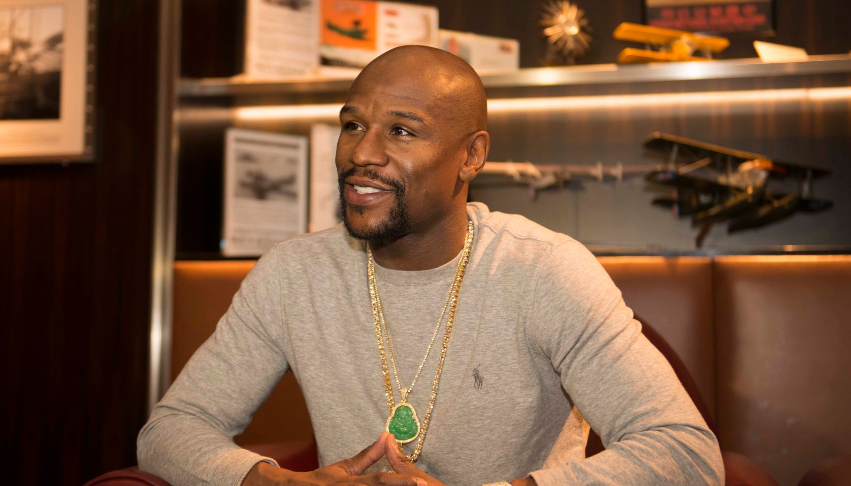 Floyd Mayweather Jr. Visits Shanghai