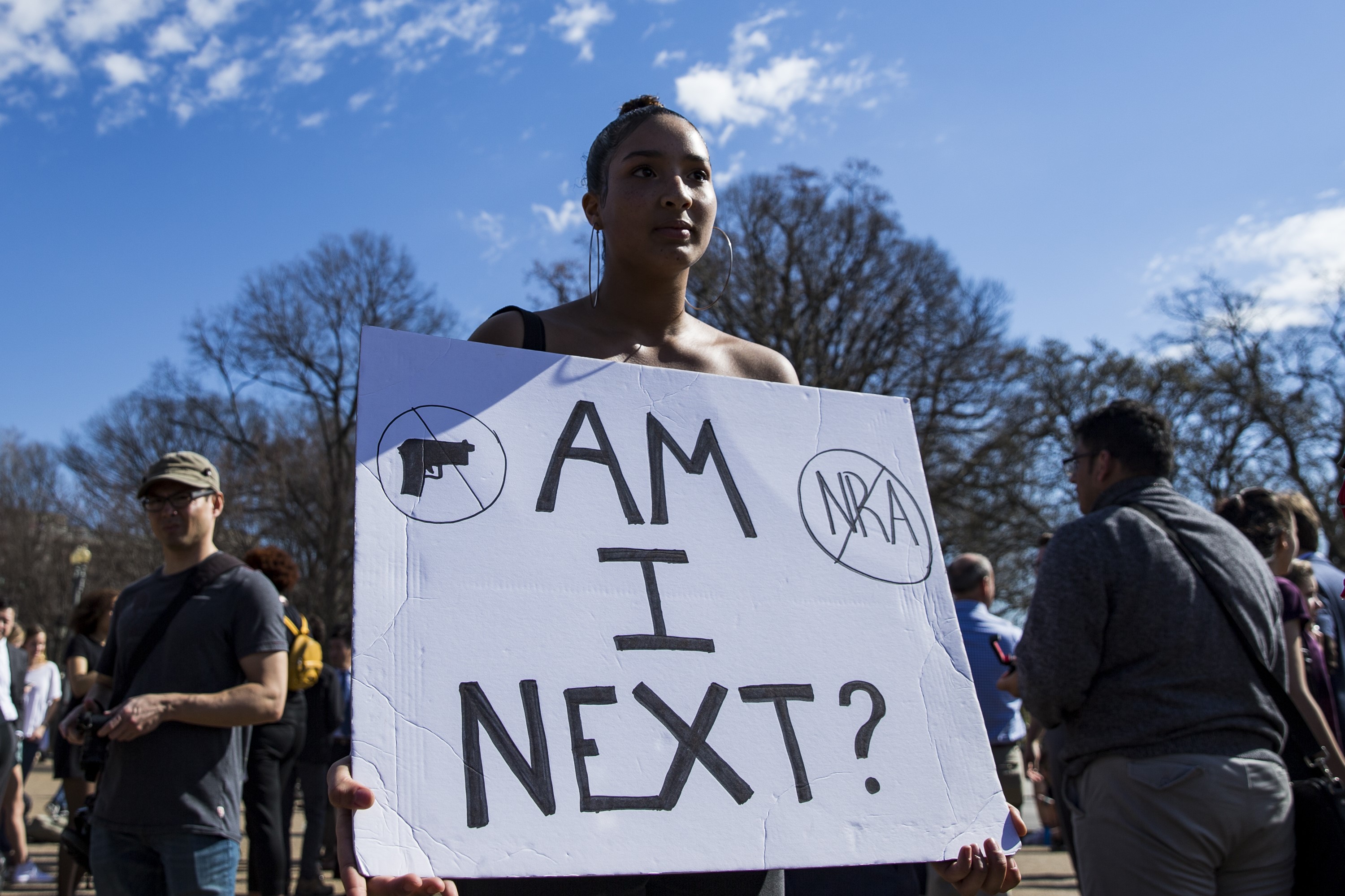 Students Protest outside White House for Gun Control after Parkland Mass Shooting