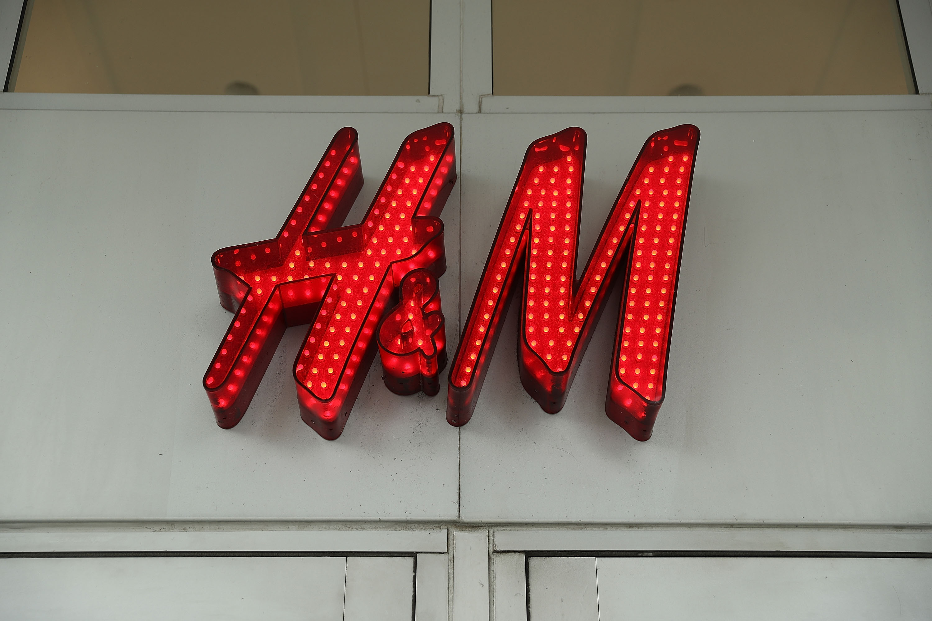 Clothing Retailer H&M Apologizes For 'Coolest Monkey' Hoodie Ad