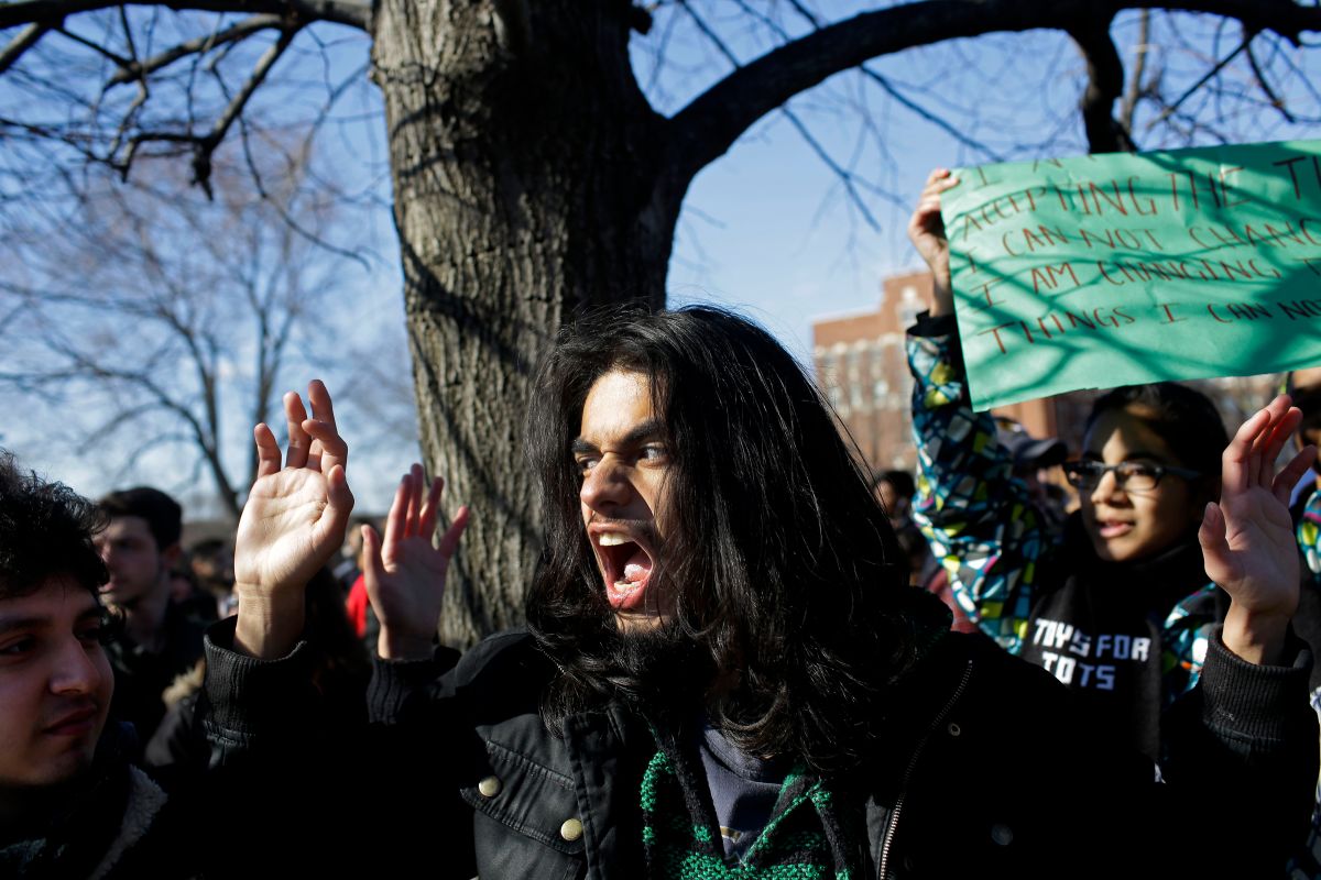 US-POLITICS-GUNS-SCHOOLS-PROTEST