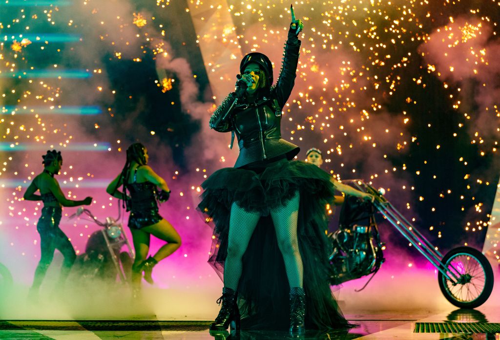 Cardi B performs at 2018 iHeartRadio Music Awards 