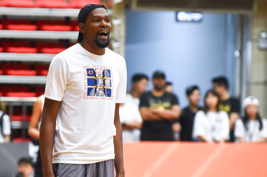 Kevin Durant Visits Guangzhou