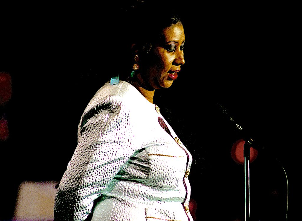 Aretha Franklin Opens the Second Night of the 1992 Democratic Convention