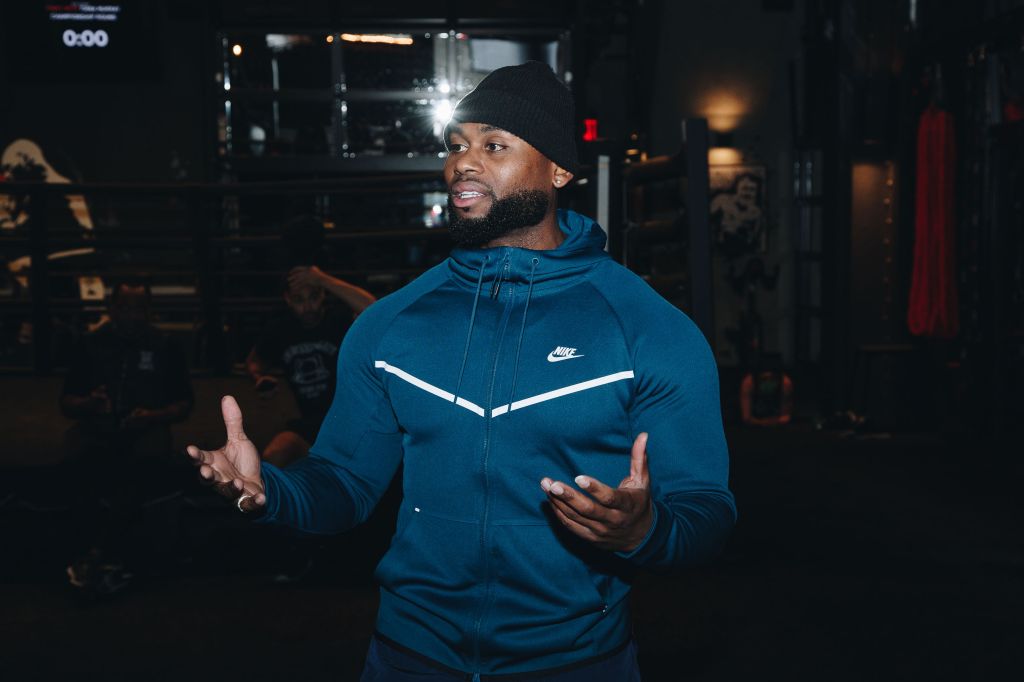 skrivning forligsmanden Blot This Creed II-Inspired Workout Will Give You A Jump Start to 2019 | Cassius  | born unapologetic | News, Style, Culture