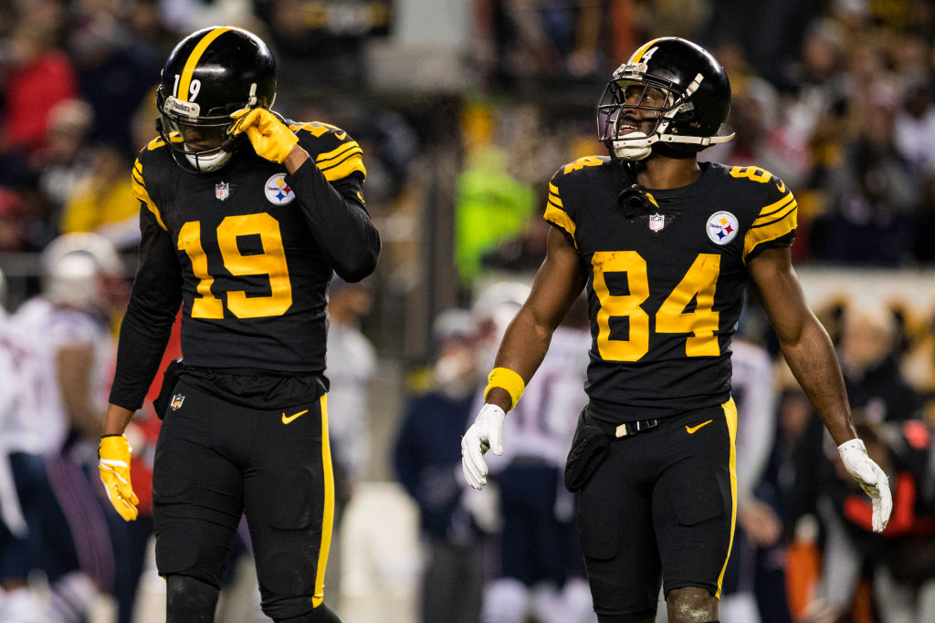 JuJu Smith-Schuster Calls Out Ex-Teammate Antonio Brown On Twitter