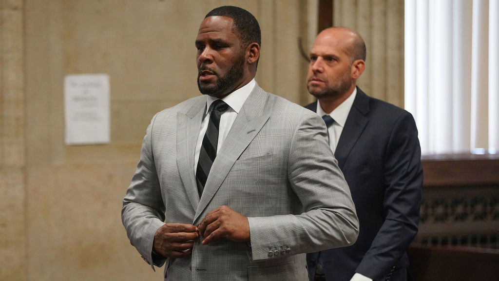 R. Kelly pleads not guilty to more serious sex assault charges of underage girl years ago