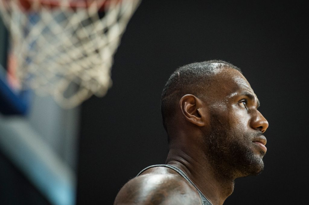 LeBron James Reportedly Will Start At Point Guard For Lakers 