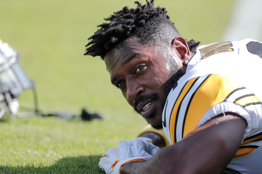 Antonio Brown's Foot Injury The Result of Suffering Extreme Frostbite