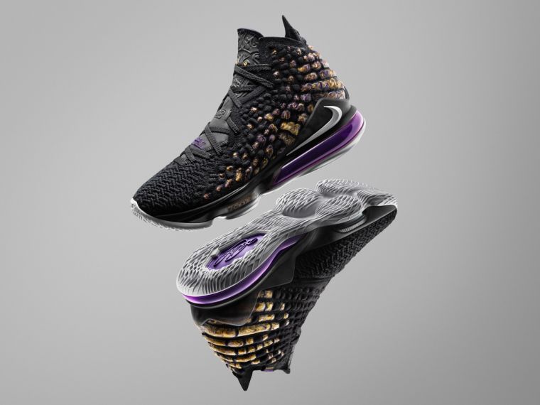 LeBron James - Nike LEBRON XVII