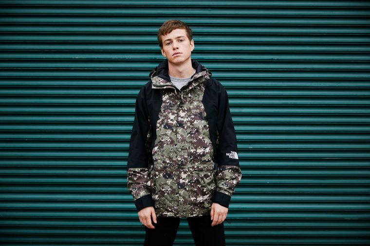 The North Face Re-Introduces the 1994 Retro Mountain Light Jacket