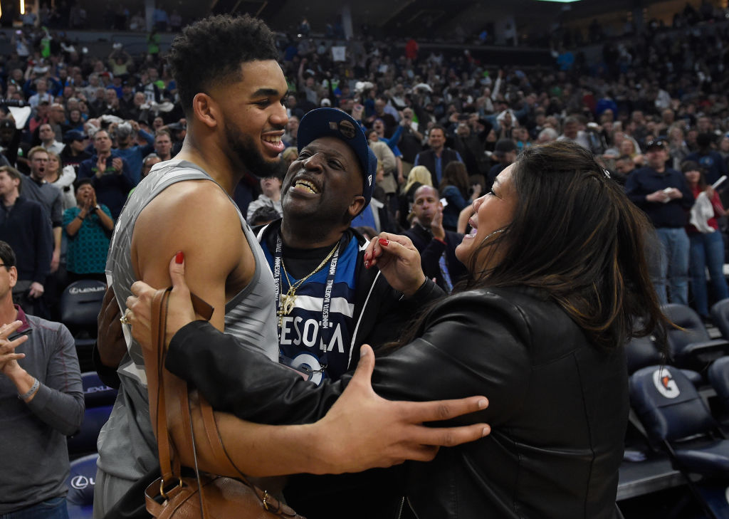 Kentucky Coach John Calipari Gives Update On Karl-Anthony Towns' Mother