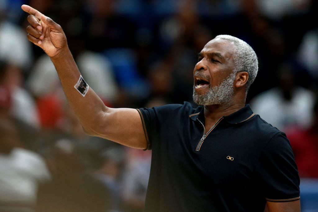 charles-oakley-rips-patrick-ewing-other-former-new-york-knicks-teammates