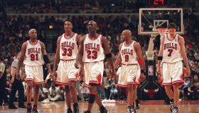 K.C. Johnson: 1995-96 Bulls vs. this seasonís Warriors: Debate centers around defense