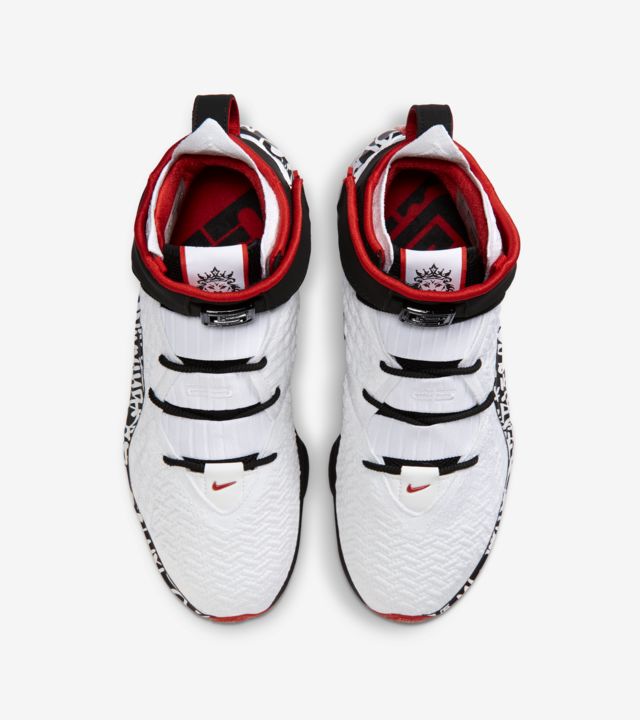 LeBron 17 Graffiti