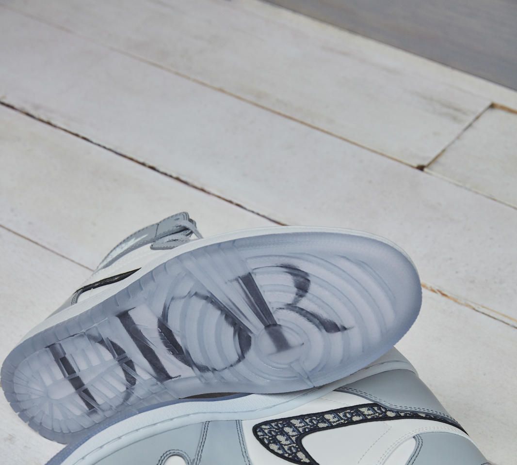 Air Jordan 1 x Dior