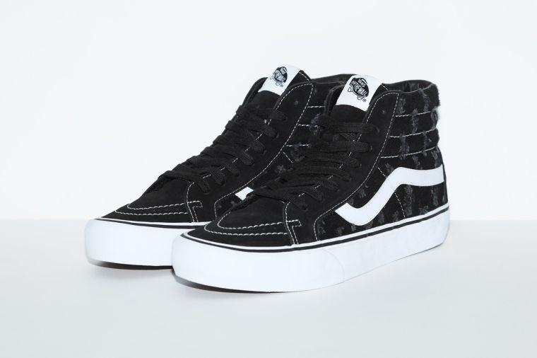 Vans X Supreme