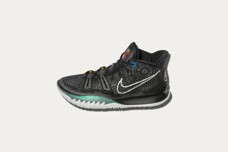 Nike Kyrie 7