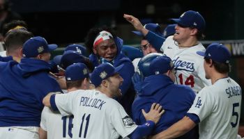 Dodgers and Braves in game six of the World Series at Globe Life Field