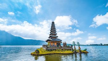 Pura ulun danu bratan temple in Bali