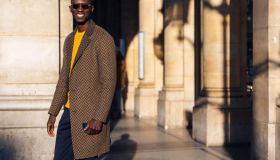 Street Style : Paris Fashion Week - Menswear Fall/Winter 2017/2018 : Day Two
