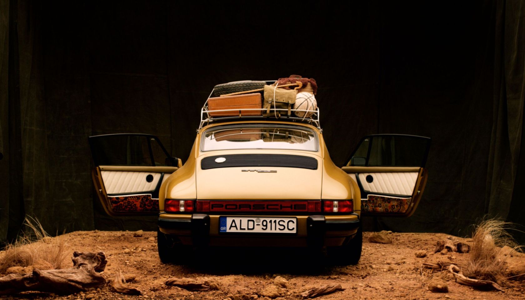 Aimé Leon Dore Porsche 911SC