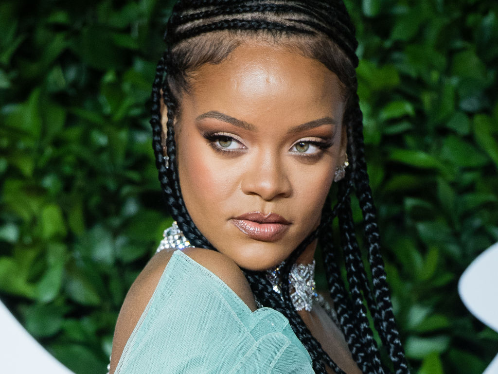 1024px x 769px - CASSIUS Gems: 20 Of Rihanna's Most Savage & Hottest Moments On Instagram