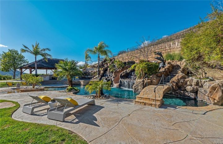 Kid Cudi's New Calabasas Mansion