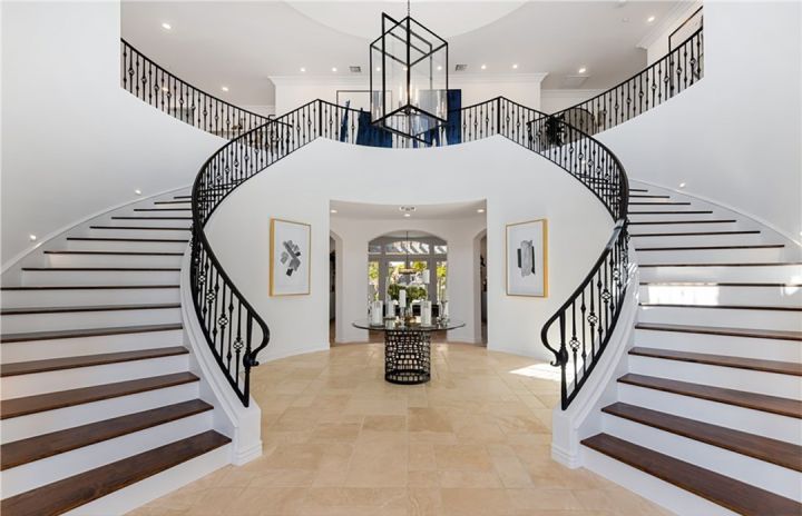 Kid Cudi's New Calabasas Mansion