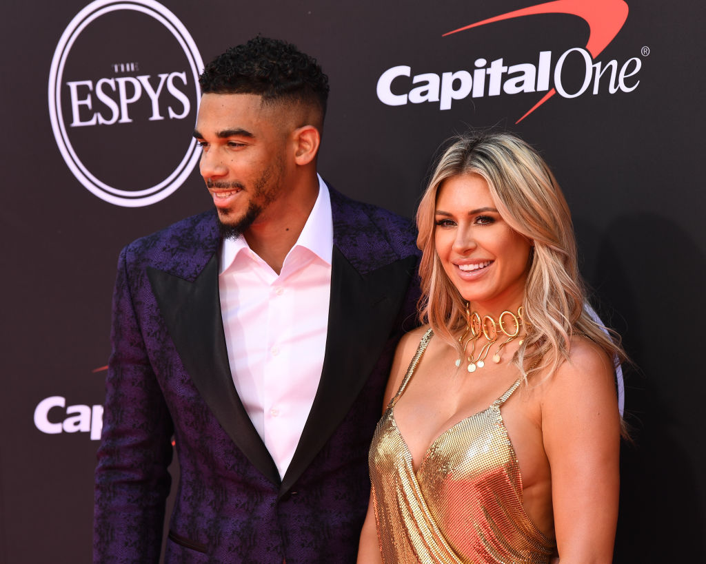 NHL Sharks' Evander Kane's wife claims he threw games to pay off