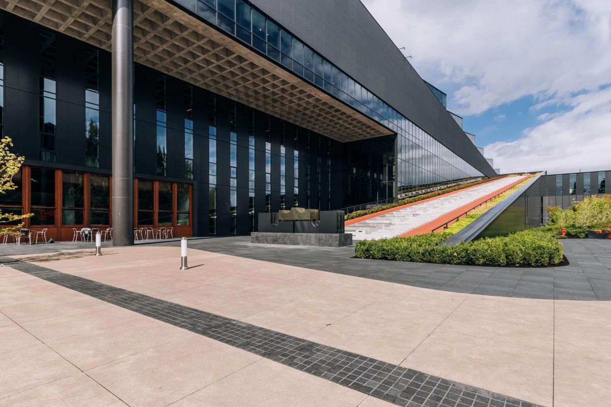 Nike Sports Research Lab LeBron James Innovation Center