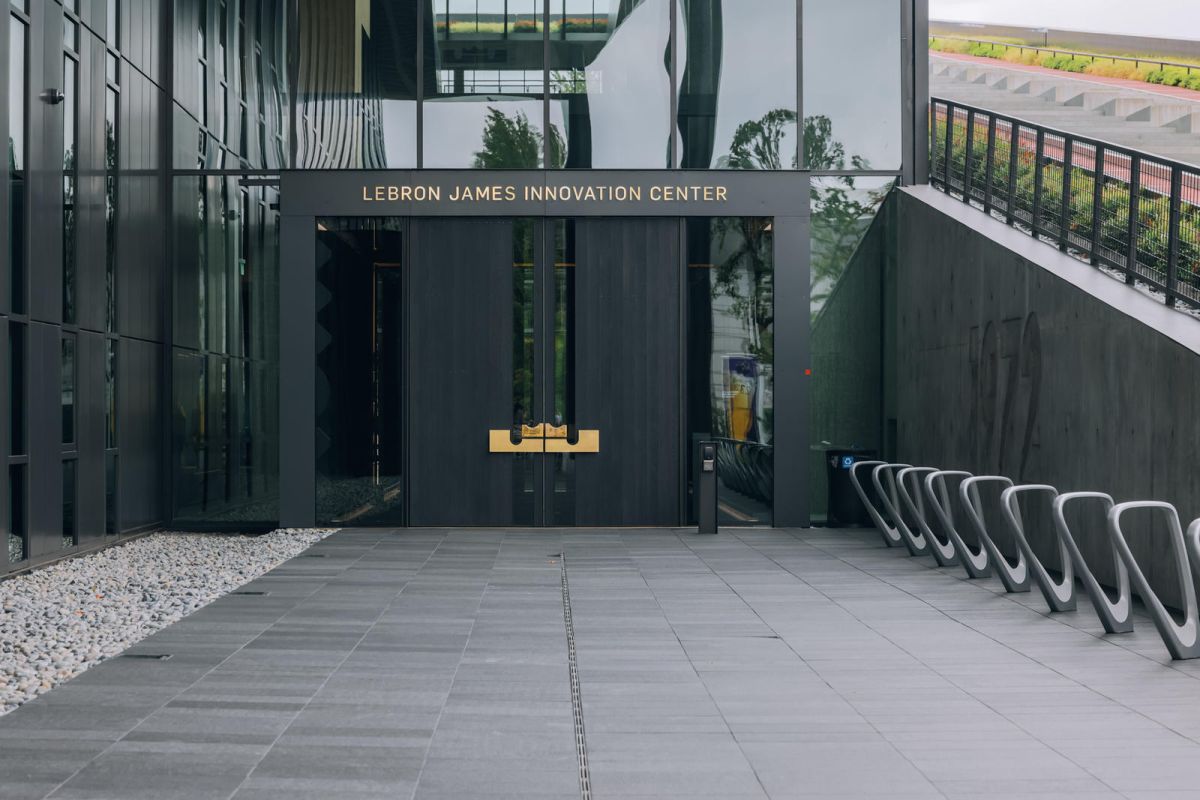 Nike Sports Research Lab LeBron James Innovation Center