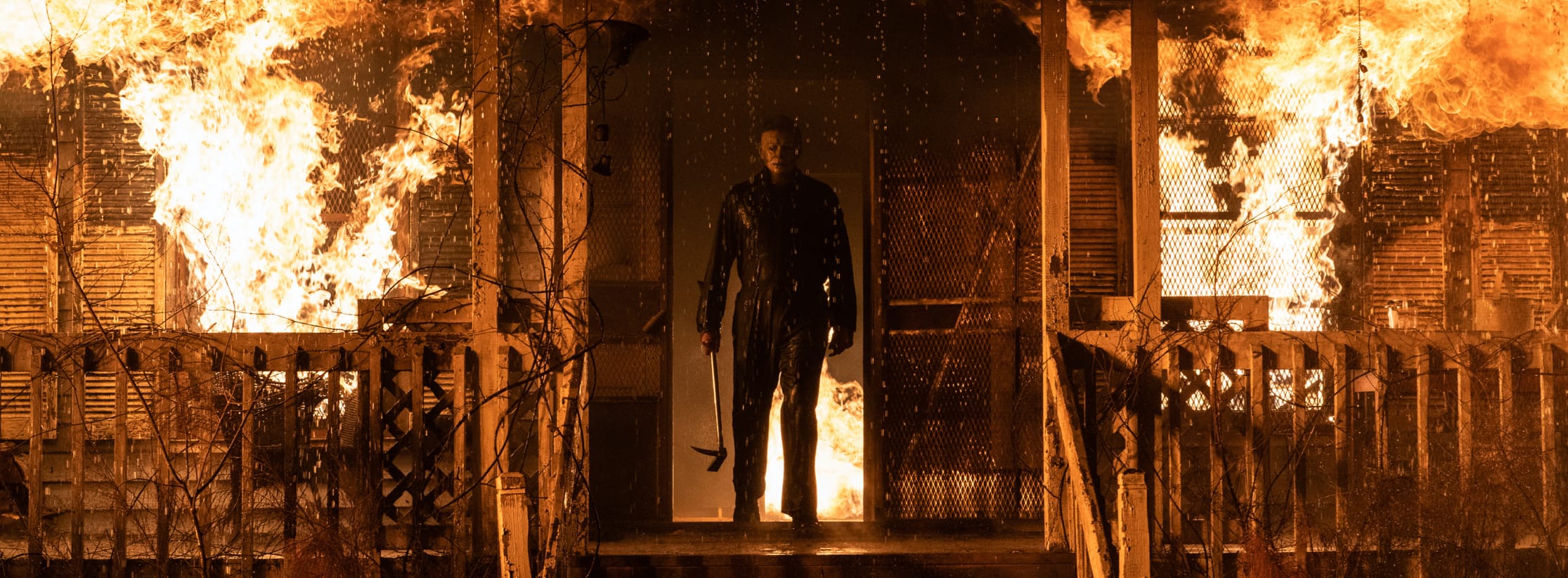 'Halloween Kills' Director Explains Why Michael Meyers Is More Violent