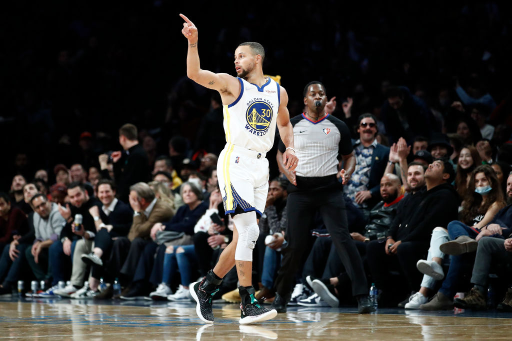 Twitter Reacts To Steph Curry & The Warriors Blowing Out The Brooklyn Nets