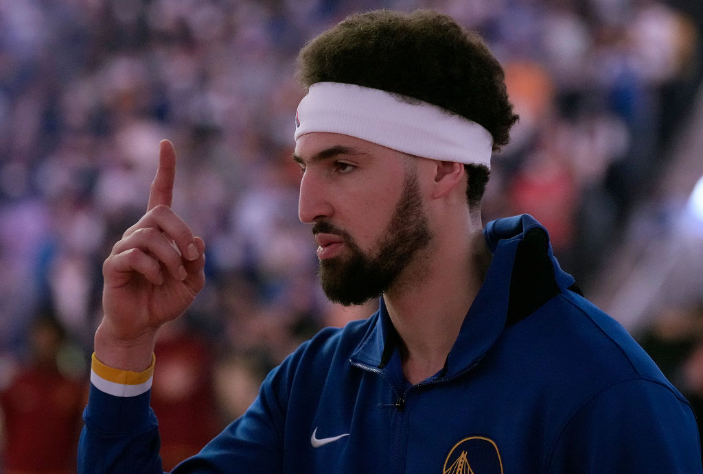 Klay Thompson Returns to Golden State Warriors And Nabs Win After 31 Months