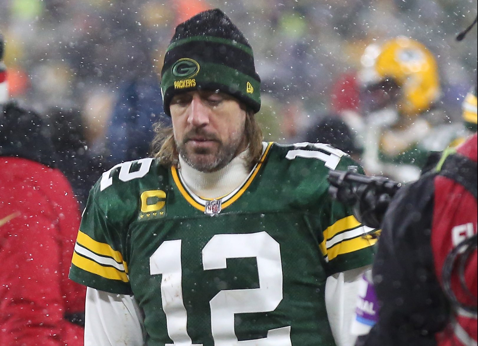 Twitter Trolls Aaron Rodgers After He Flops Against The San Francisco 49ers