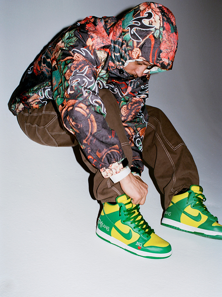 Nike Supreme x Nike SB Dunk High