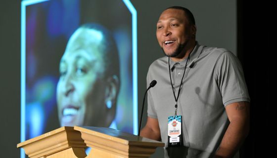 Shawn Marion Had This To Say To People Who Clowned His Jump Shot Form shawn-marion-had-this-to-say-to-people-who-clowned-his-jump-shot-form