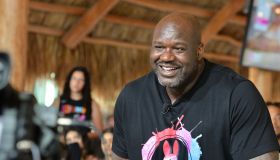 Shaquille O'Neal Gives Cooking Lesson At Yellow Green Farmers Market