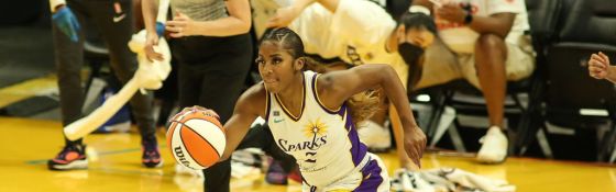 With glitz and grit, Sparks' Te'a Cooper is at the heart of an evolving  WNBA - The Athletic