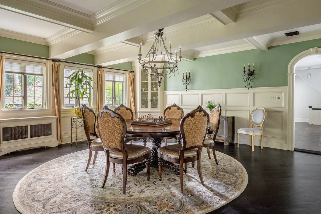 "The Godfather" Mansion Airbnb