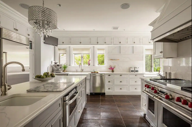 "The Godfather" Mansion Airbnb