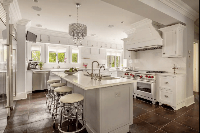 "The Godfather" Mansion Airbnb